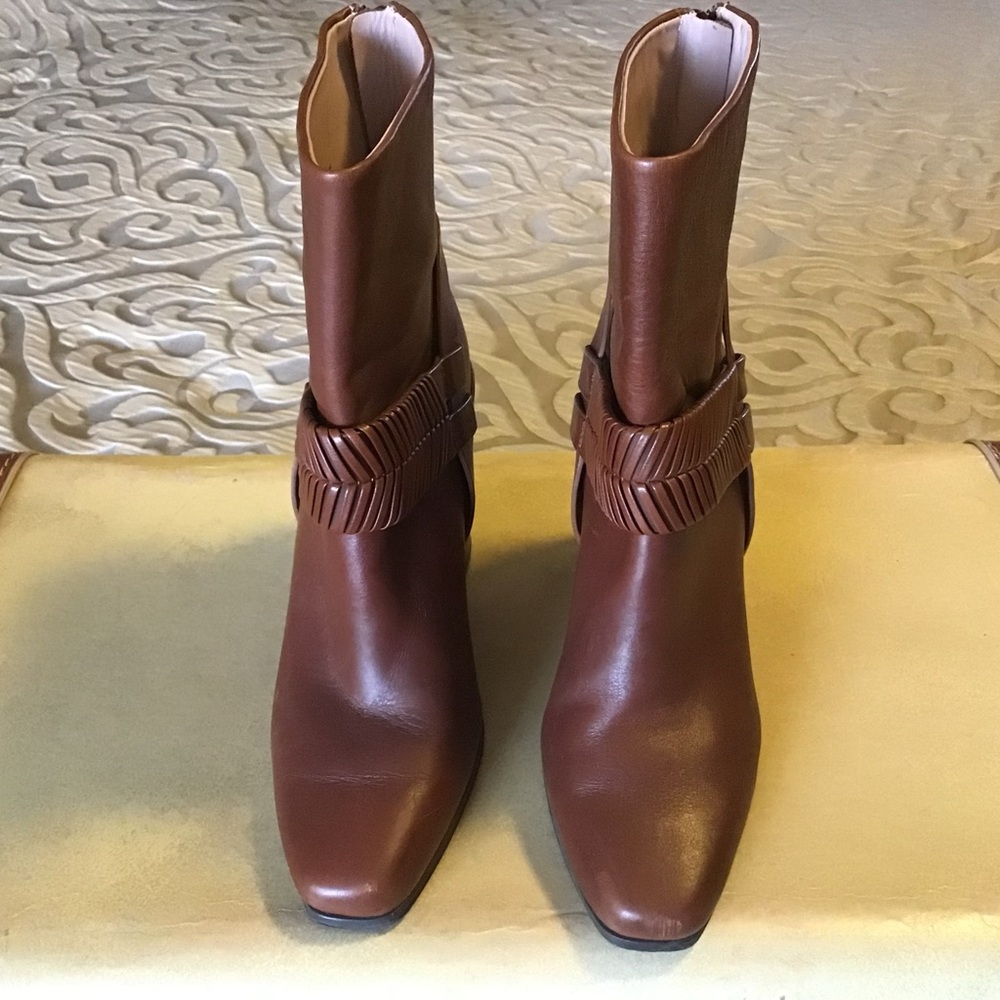 Saddle brown fine leather boots, size 6.5.  By A.D & Daughters, Vero Cucio, NWOT